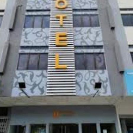Hotel Zamburger De Melaka Kültér fotó