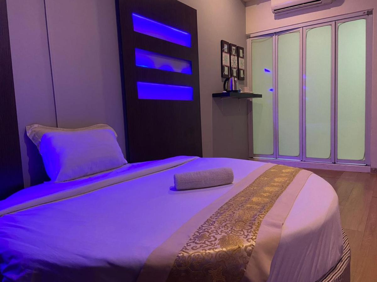 Hotel Zamburger De Melaka Kültér fotó