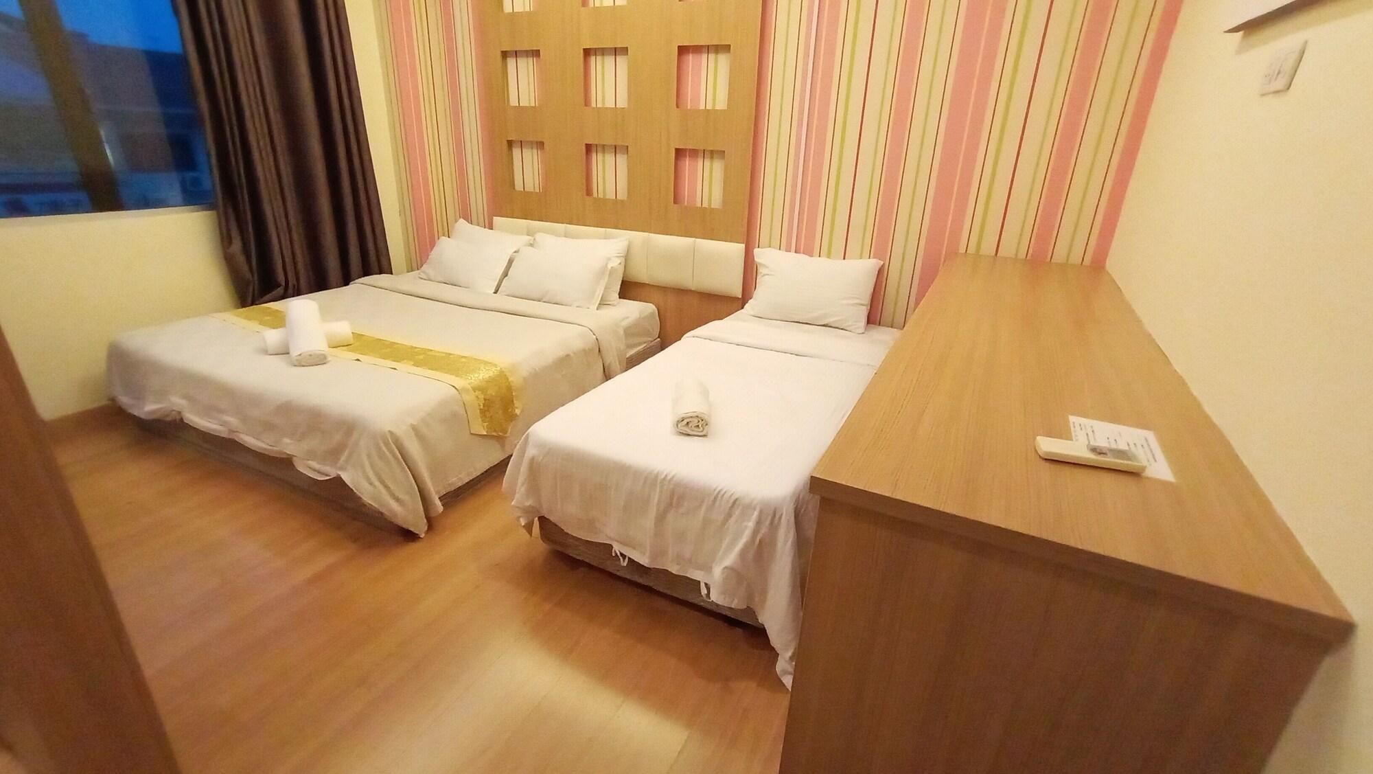 Hotel Zamburger De Melaka Kültér fotó
